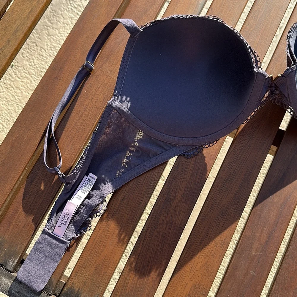 Victoria’s Secret Push Up Bra Bombshell Add 2 Cups 36C new